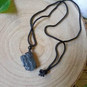 Turbalina Negra Collar Colgante Piedra Natural